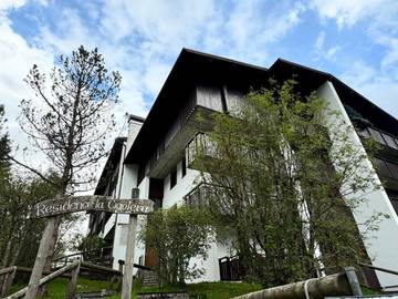 Gîte pour 6 personnes, avec terrasse et vue, animaux acceptés à San Martino di Castrozza