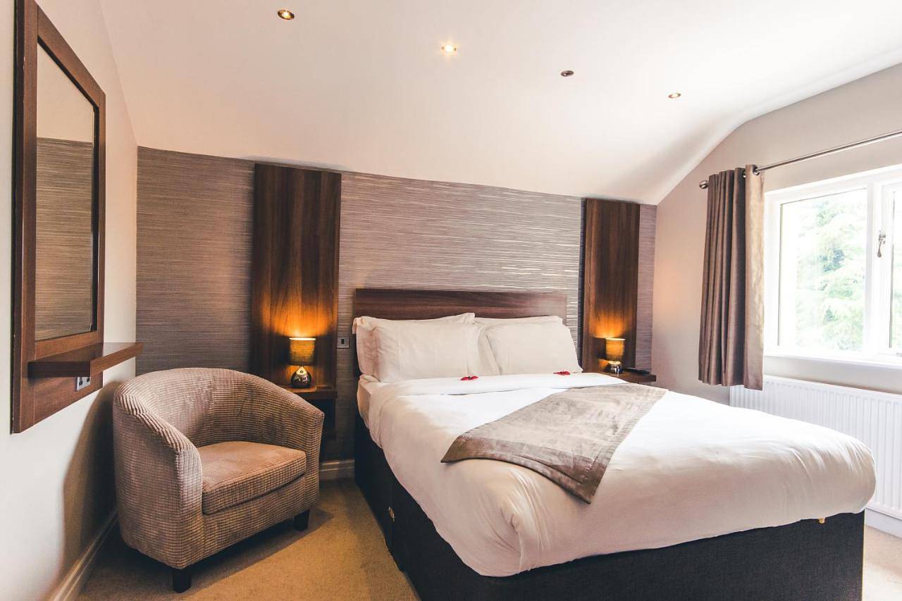 Deluxe King Room with Whirlpool Bath & View in Lake District