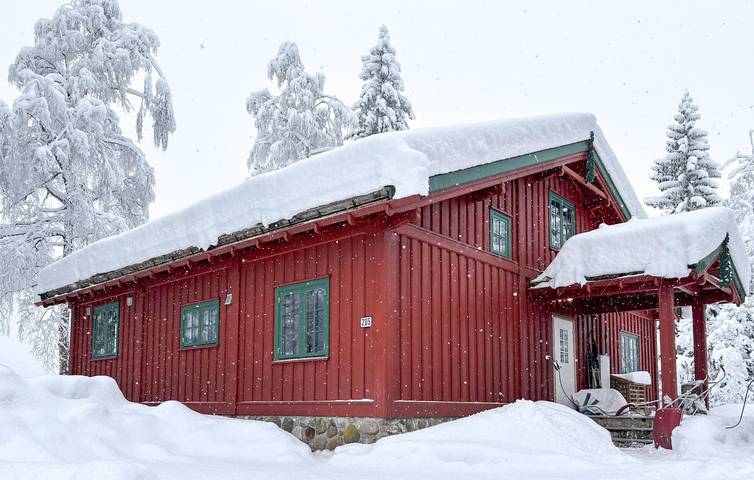 Ferienhaus für 9 Personen, mit Terrasse und Garten sowie Ausblick - 1