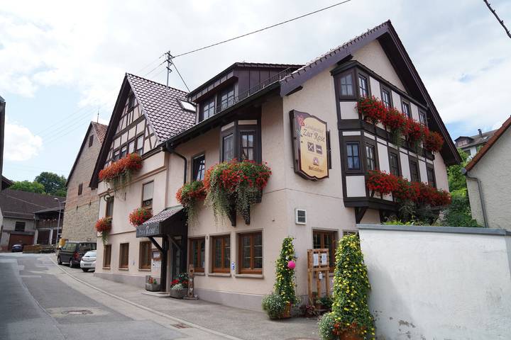 Pension, mit Garten