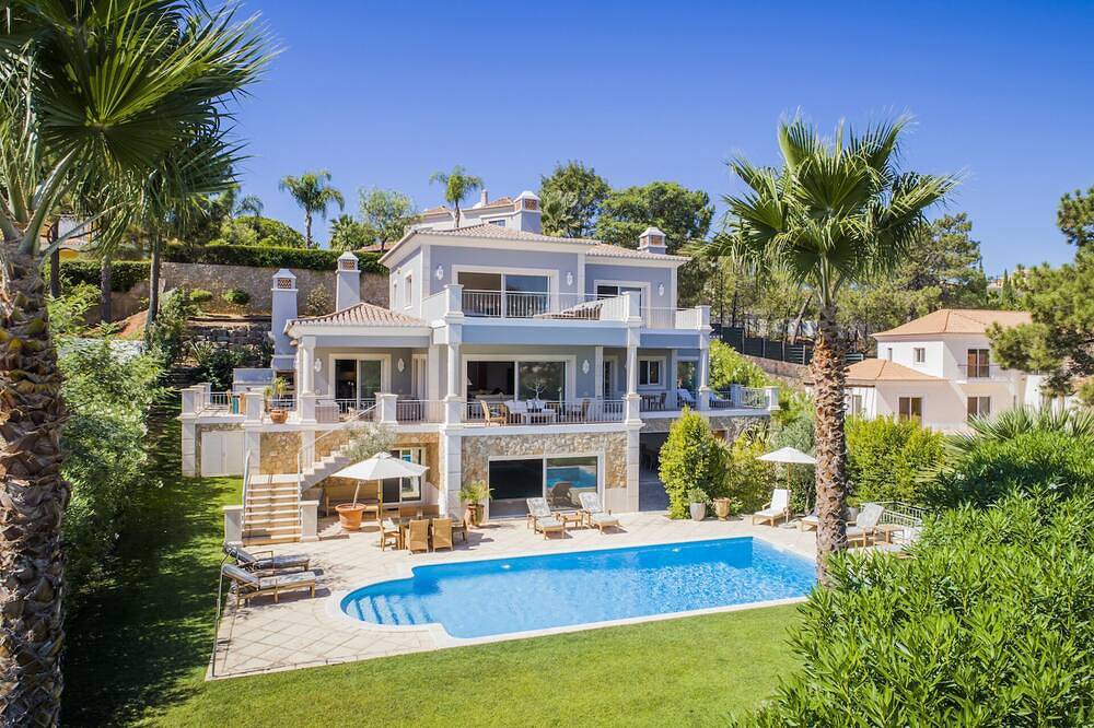 5 Star Villa Cyclamen – Luxury Pools & Spa in Quinta do Lago, Almancil