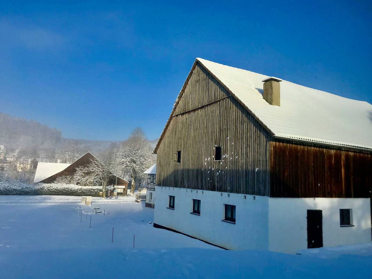Ganze Ferienwohnung, Hüttendorf Fränkische Schweiz - Holzhaus in Pottenstein, Frankenalb