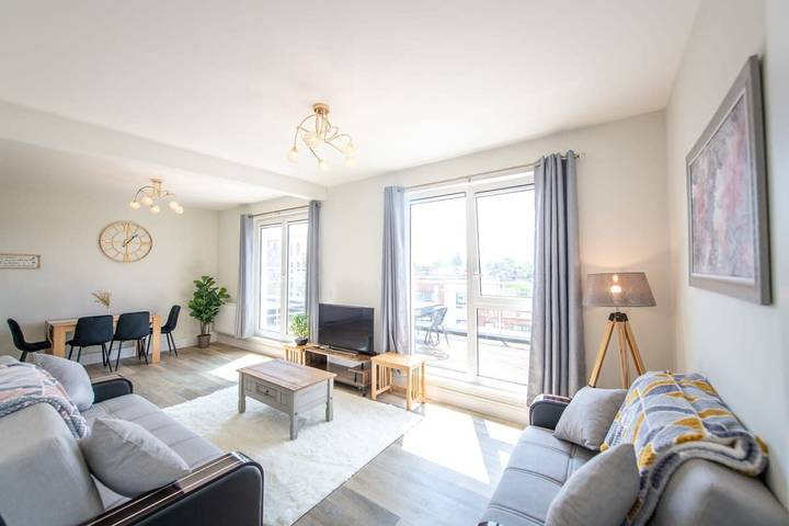 Apartment for 5 people, with balcony, child-friendly in Crawley