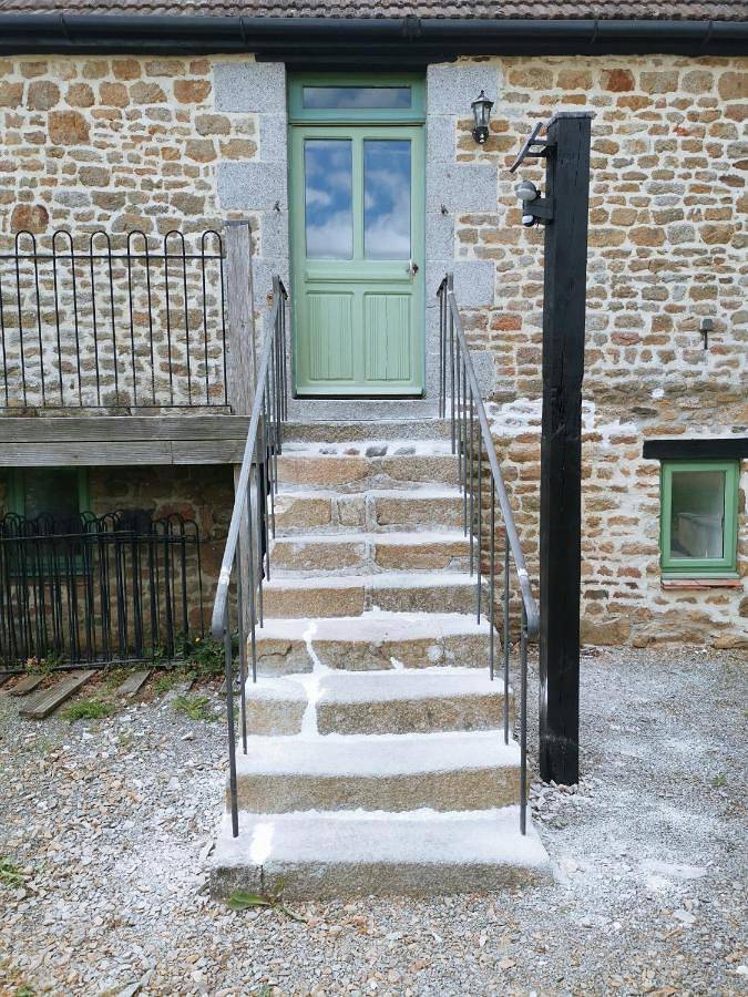 Maison de campagne pour 2 personnes, avec Terrasse ainsi que Jardin et Vue à Chérencé-le-Roussel - 2