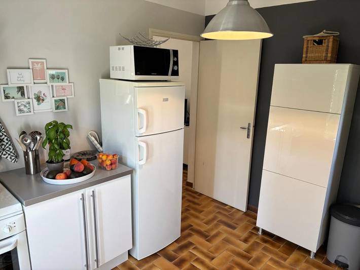 Location de vacances pour 4 personnes, avec vue ainsi que piscine et jardin à Correns - 3