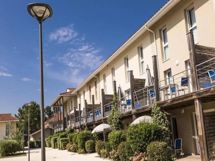Gîte pour 2 personnes, avec terrasse et piscine, animaux acceptés dans Port d'Hourtin - 2