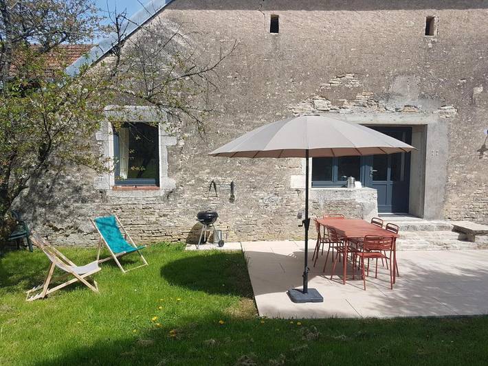 Location de vacances pour 5 personnes, avec Terrasse et Jardin à Sorans-lès-Breurey
