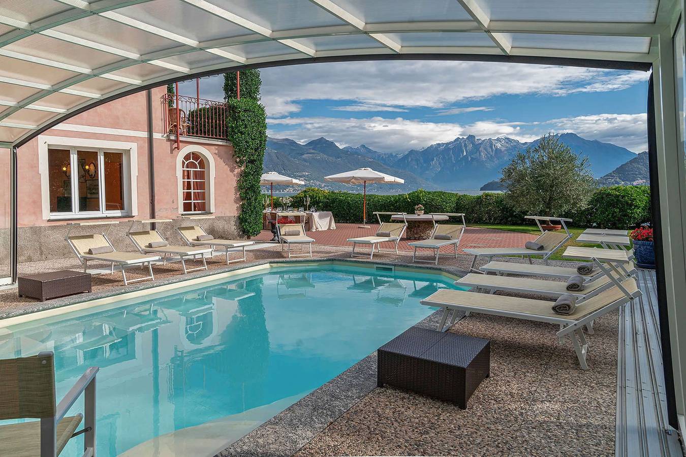 Villa für 10 Personen mit Balkon in Calozzo, Pianello del Lario