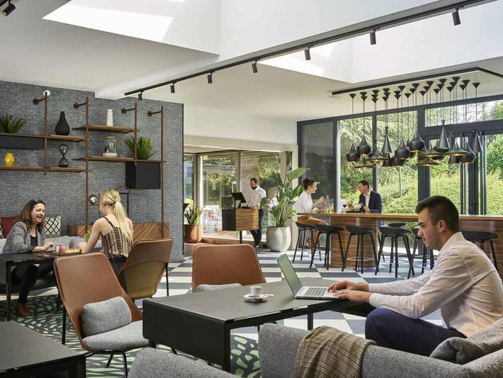 Hôtel pour 3 personnes, avec jardin et piscine, animaux acceptés à Palaiseau