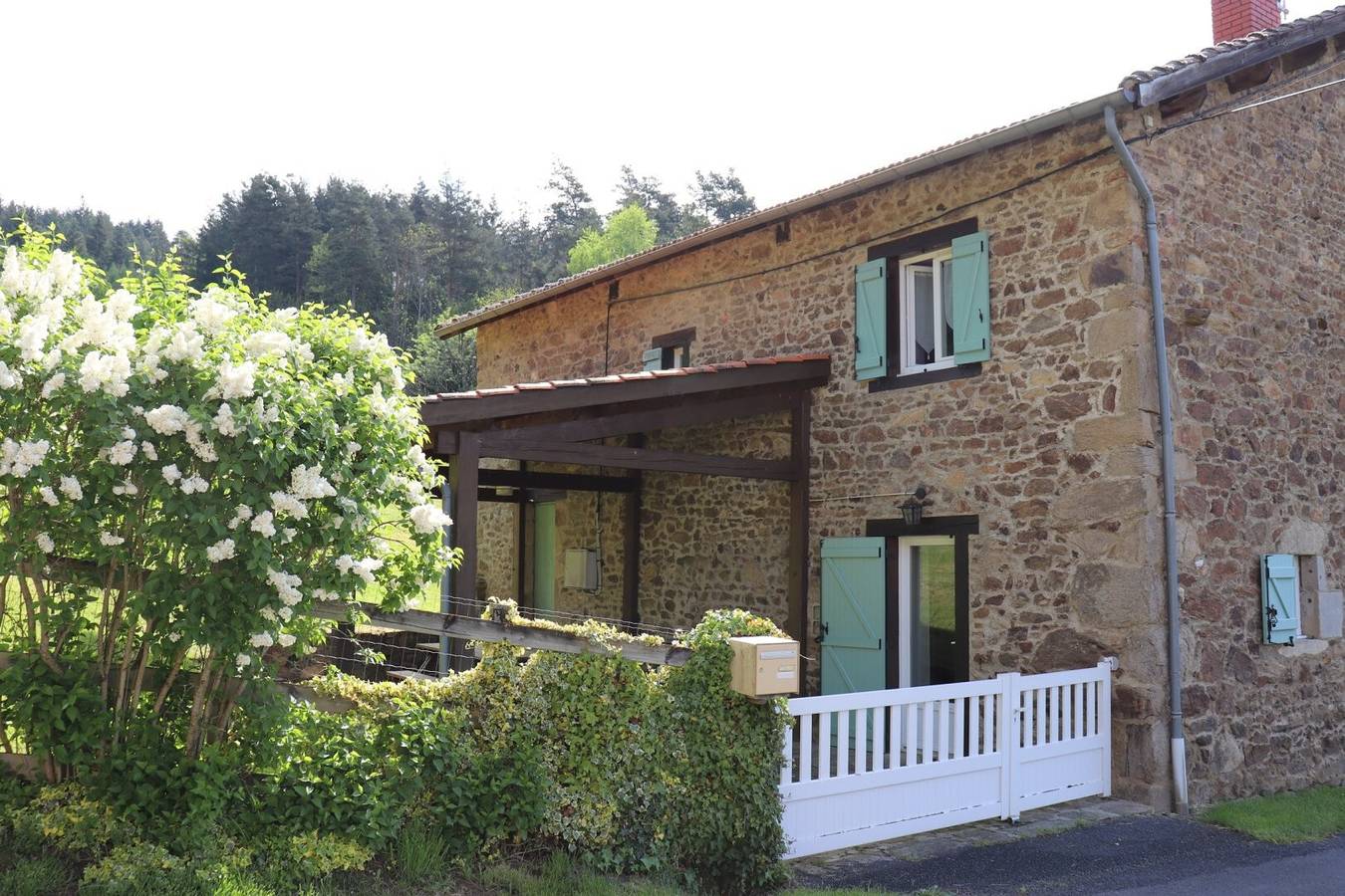 Schönes Ferienhaus im Herzen der Auvergne in Regionaler Naturpark Livradois-Forez