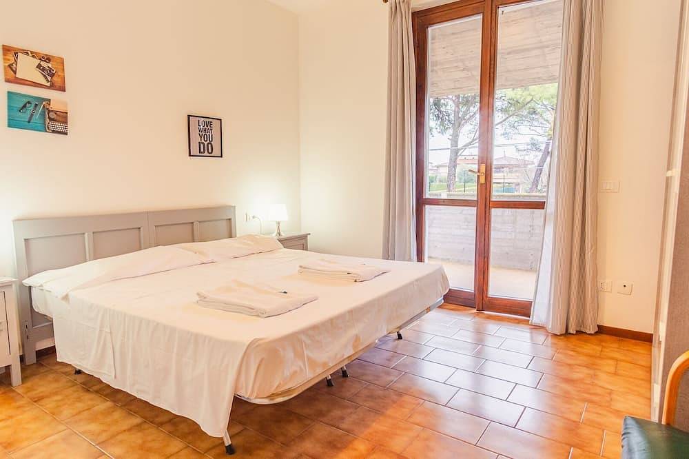 Ganze Wohnung, Villa Quantum Sole - Zwei Schlafzimmer Wohnung, Schläft 6 in Rivoltella del Garda, Desenzano del Garda