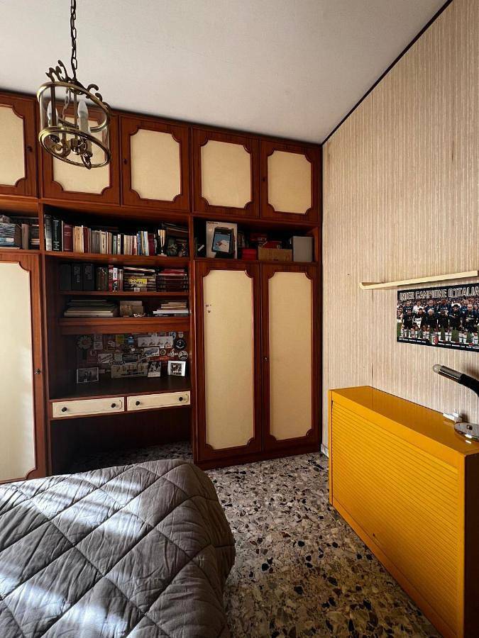 Two-Bedroom House in Pescara, Pescara Provinz