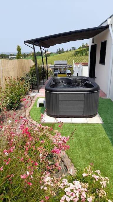 Villa pour 6 personnes, avec Jacuzzi et Terrasse ainsi que Jardin et Vue à Albi