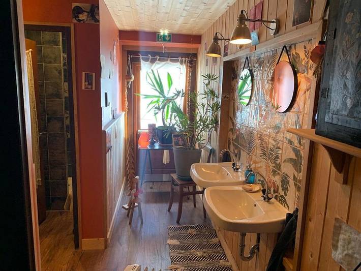 Hôtel pour 14 personnes, avec terrasse à La Pesse - 2