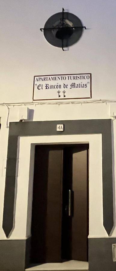 Gîte pour 12 personnes, avec vue et terrasse, animaux acceptés à Segura de León - 2