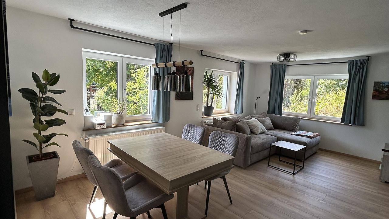 Ganze Ferienwohnung, Ferienwohnung für 3 Personen (60 m²) in Dahn in Dahn, Landkreis Südwestpfalz