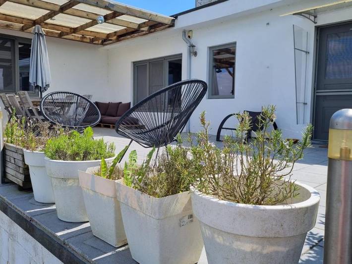 Location de vacances pour 4 personnes, avec jacuzzi ainsi que terrasse et piscine à Grez-Doiceau - 3