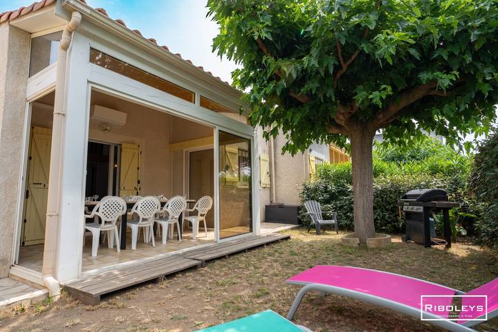 Vakantiehuis voor 8 personen, met Terras en Tuin in Vias