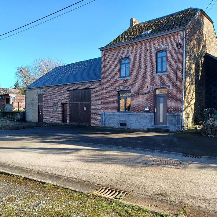 Ferienhaus für 6 Personen, mit Terrasse und Garten sowie Ausblick in Ciney