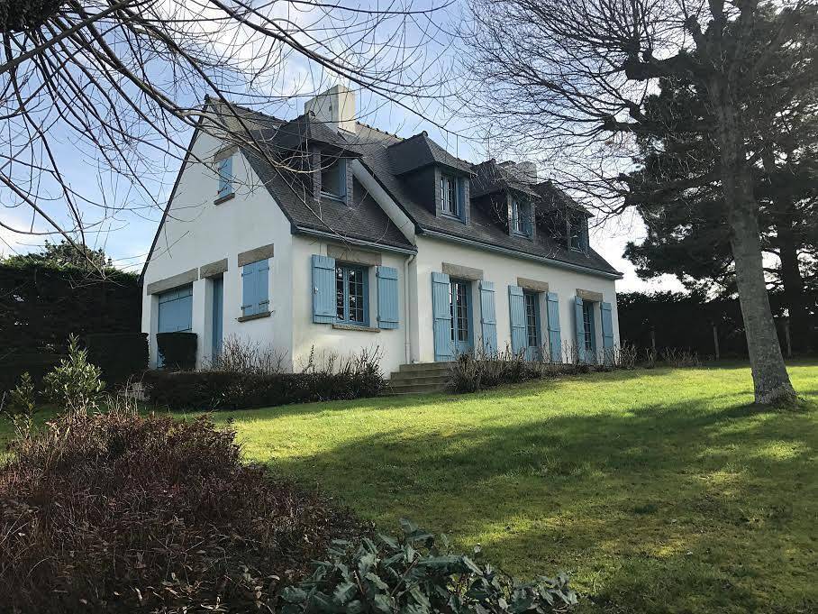 Du corps de garde in Lancieux, Région de Dinan