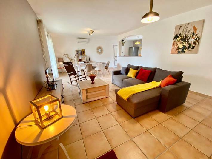 Location de vacances pour 6 personnes, avec jardin et terrasse à Vogüé - 3