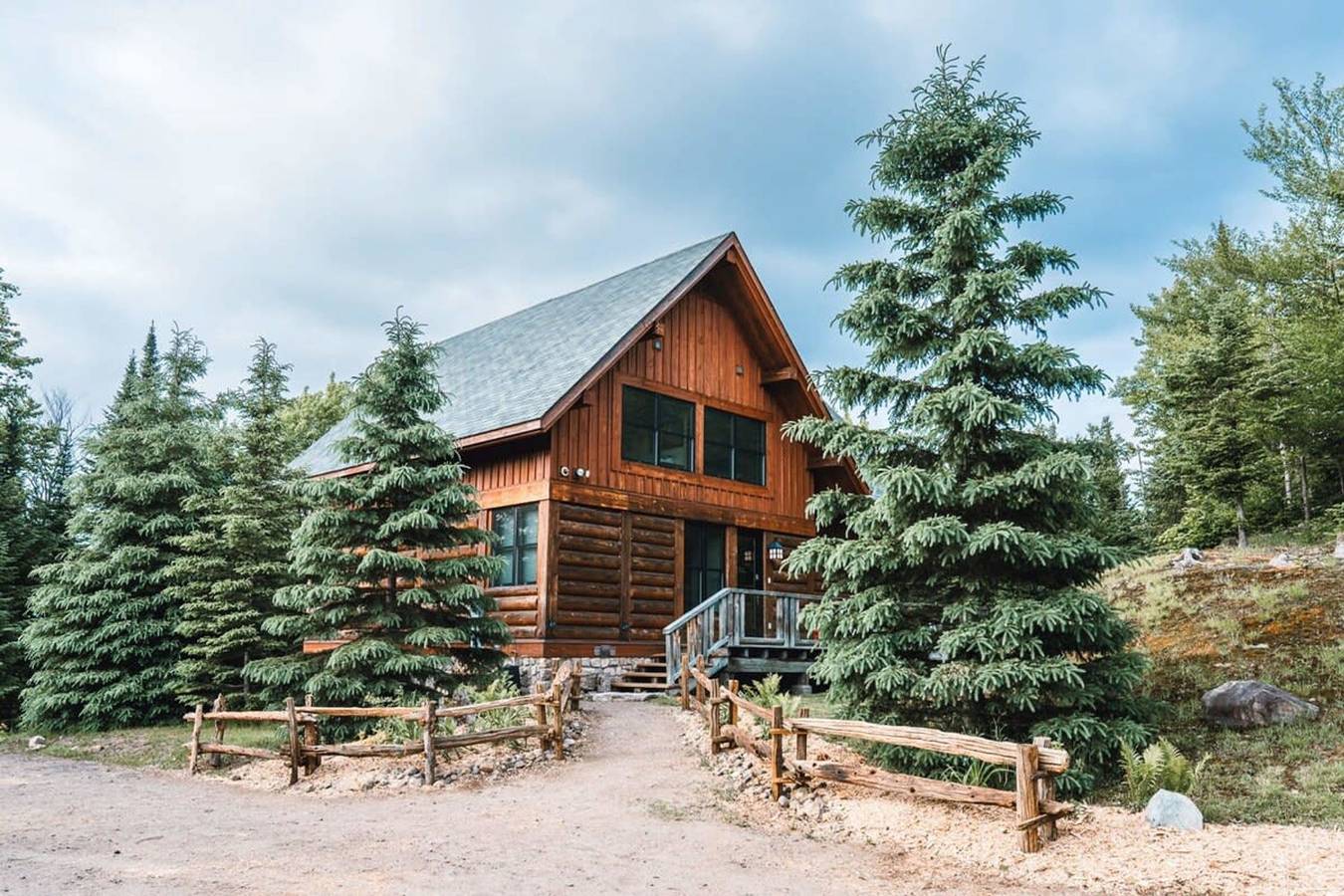 Corpo  Big Group or Family 20 people  2 properties in Lac-Supérieur, Quebec