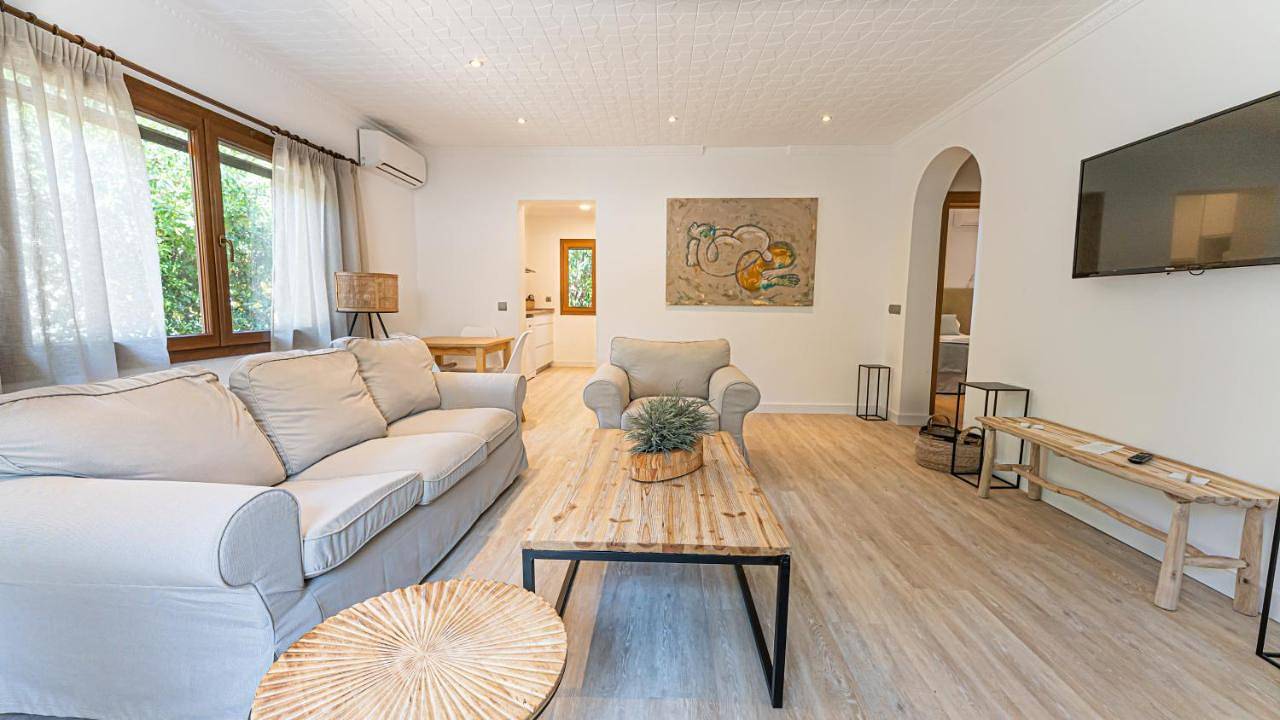 Three-Bedroom Villa in El Arenal, Palma de Mallorca