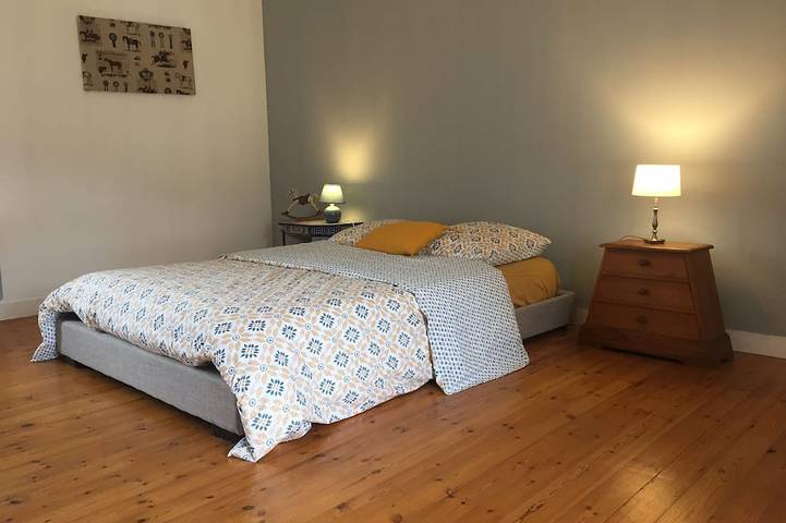 Location de vacances pour 8 personnes, avec piscine et jardin à Le Tablier - 3