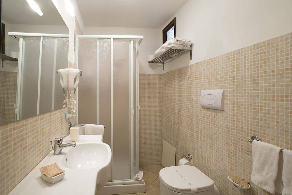 Appartement entier, La cour fleurie Ltd. in Trapani, Province de Trapani