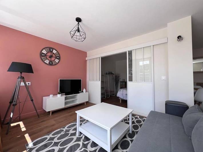 Gîte pour 3 personnes, avec terrasse à Le Plessis-Robinson - 2