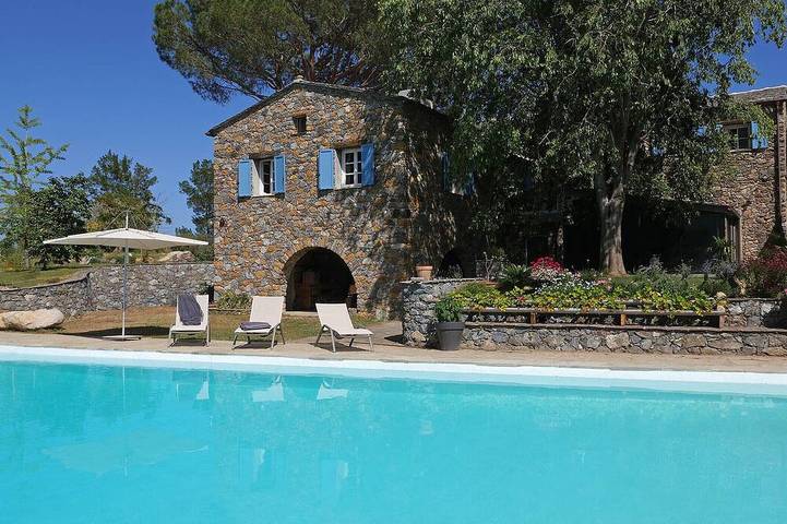 Location de vacances pour 15 personnes, avec Terrasse et Jardin à Canale-di-Verde