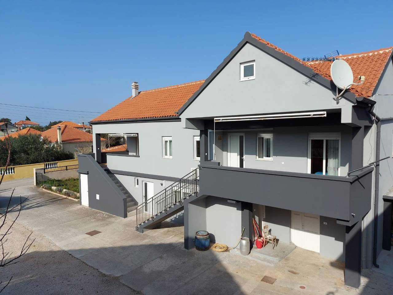Ganze Wohnung, 2-Zimmer-Ferienwohnung mit Terrasse Bibinje, Zadar A-24451-a in Bibinje, Zadar