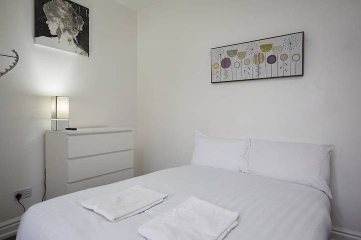 Apartment for 2 people in Huddersfield