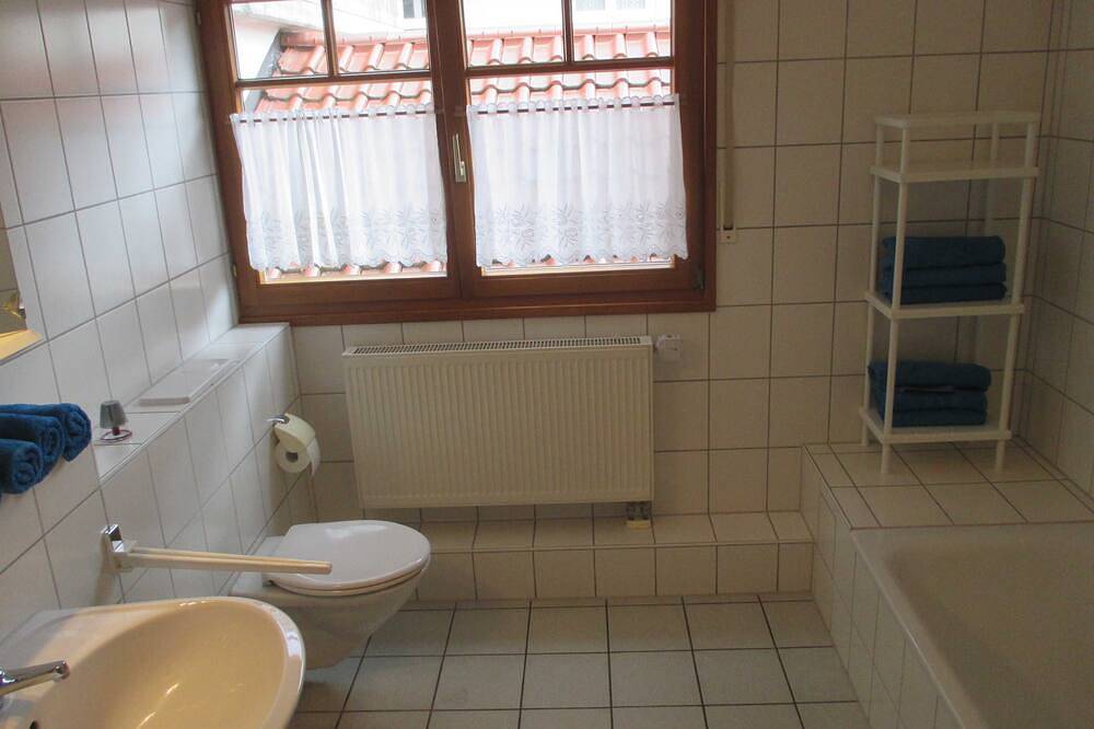 Ganze Wohnung, Ferienwohnung Am Rebberg - Ferienwohnung in Schuttertal, Mittlerer Schwarzwald