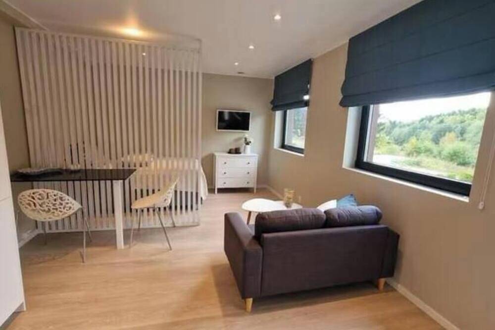 Ganze Wohnung, Comfortable apartment with free parking in Spydeberg
