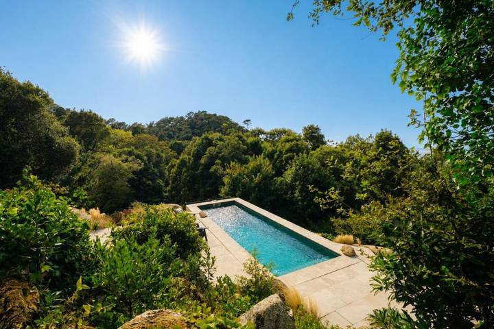 Maison d’hôte pour 3 personnes, avec vue ainsi que jardin et piscine