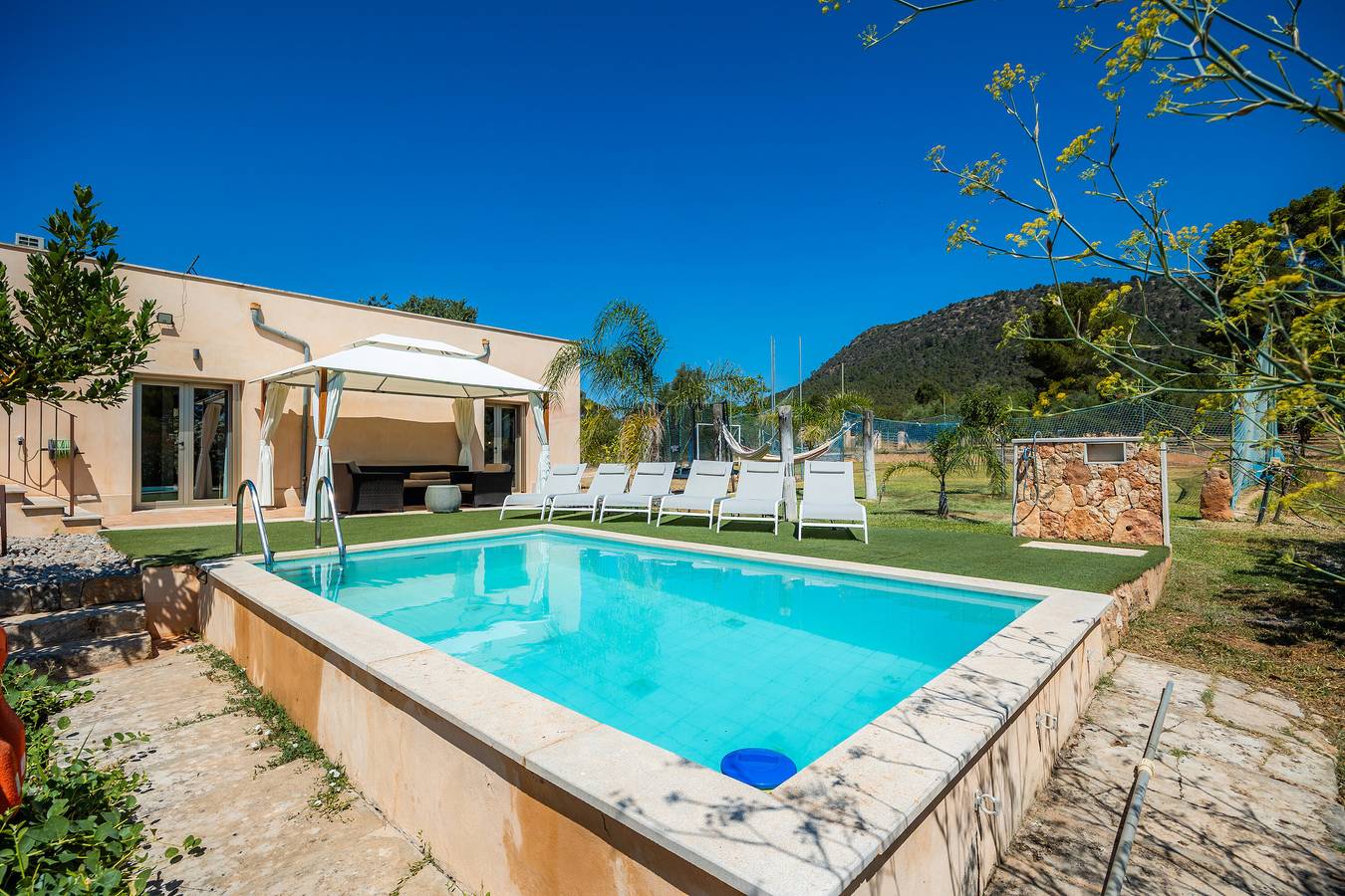 Finca Monserrat, ideal para familias con piscina in Lluchmayor, Mallorca Sur