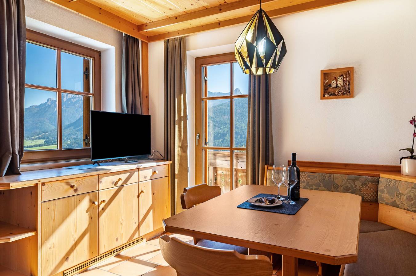 Ganze Wohnung, Ferienwohnung Häuslerhof Pinus mit Bergblick, Balkon und Wlan in Villgratner Berge, Niederdorf