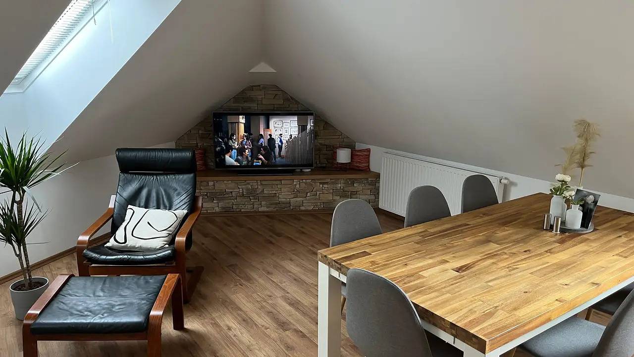 Ganze Ferienwohnung, Ferienwohnung für 6 Personen (77 m²) in Linz in Linz, Linz-Wels