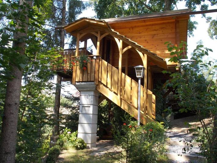 Chalet für 3 Personen, mit Balkon und Terrasse sowie Garten in Augsburg und Umgebung