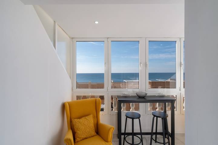Studio Apartment 'Sea Breeze' with Sea View, Wi-Fi and Air Conditioning