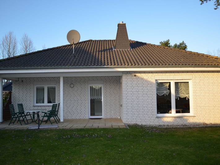 Ferienhaus für 10 Personen, mit Garten und Terrasse, kinderfreundlich in Karlshagen