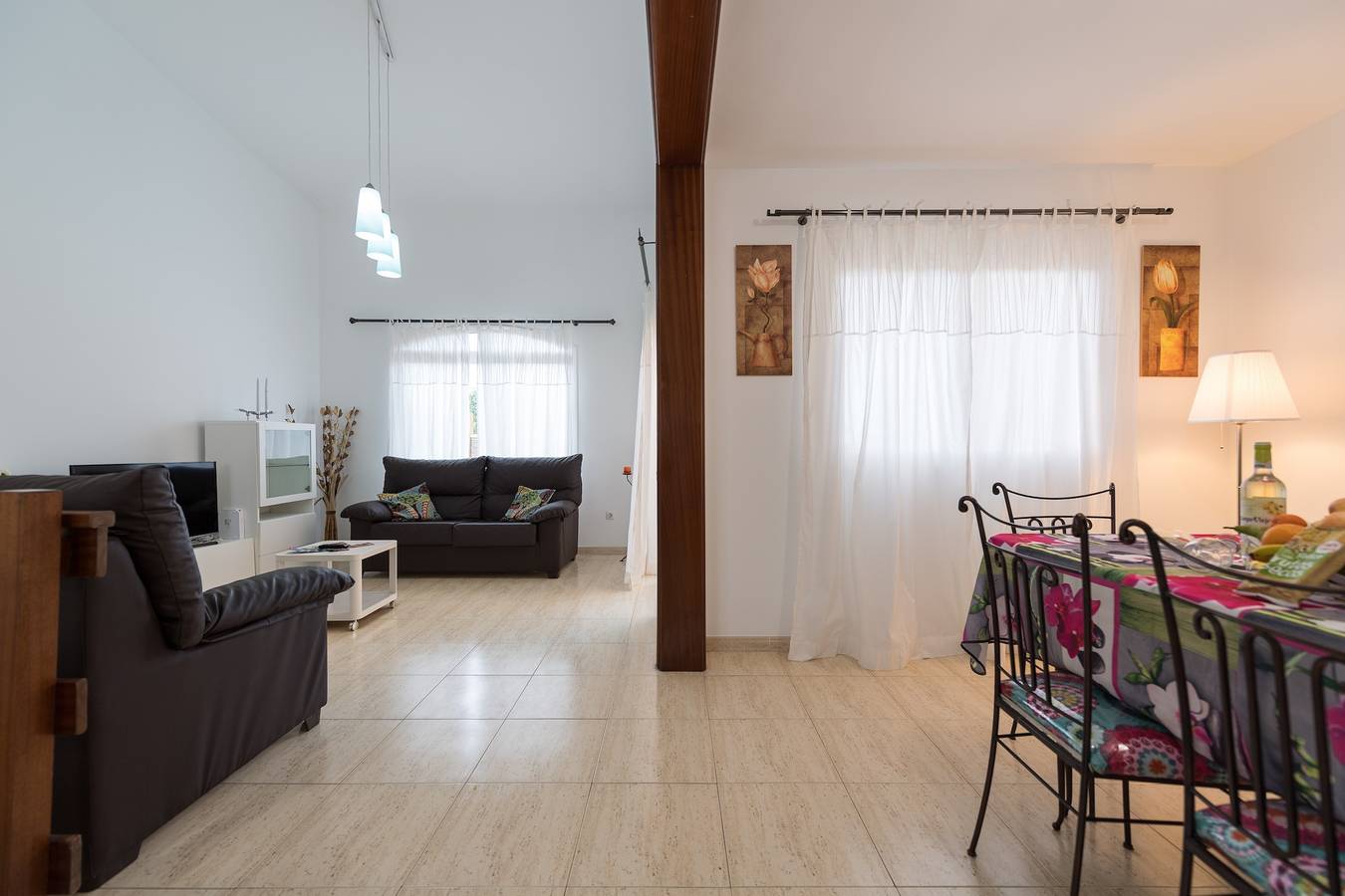 Casa de férias "Angel A 3" com piscina partilhada, terraço privado e Wi-Fi in Corralejo, La Oliva