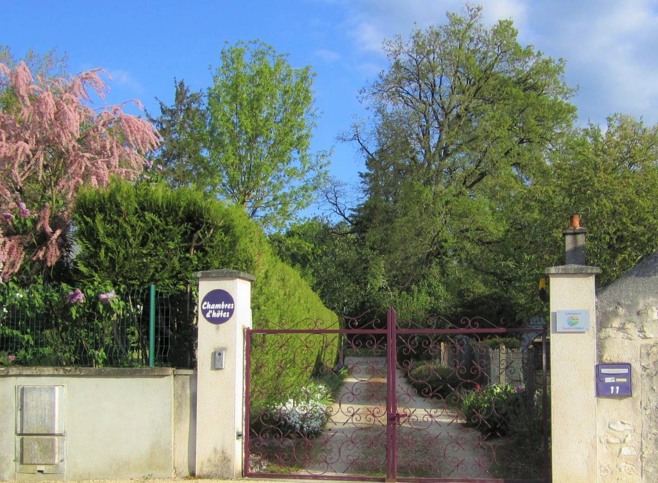Maison d'hôtes "La Renaissance" - Suite 1 in Saint-Gervais-la-Forêt, Région de Blois