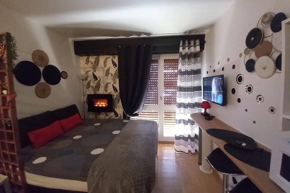 Entire apartment, Charming studio apartment park in Avon (Seine-et-Marne), Seine-et-Marne