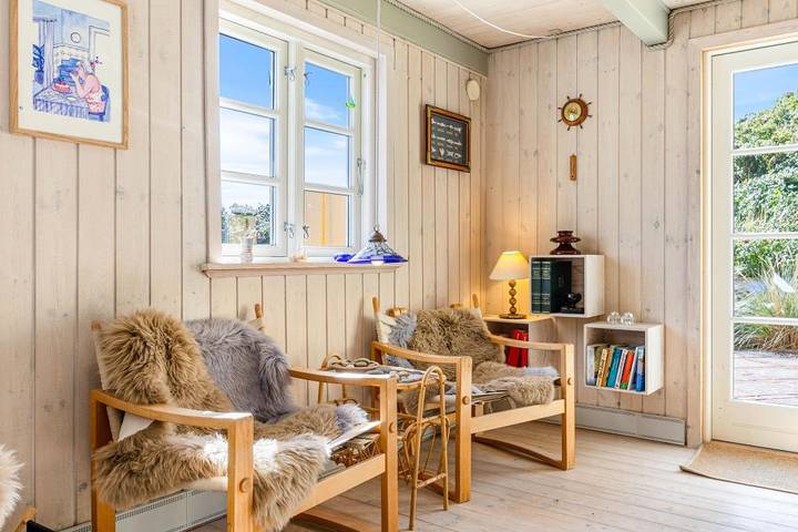 Charmantes Ferienhaus in Søndervig, nur 25 m zum Strand in Søndervig, Holmsland Klit