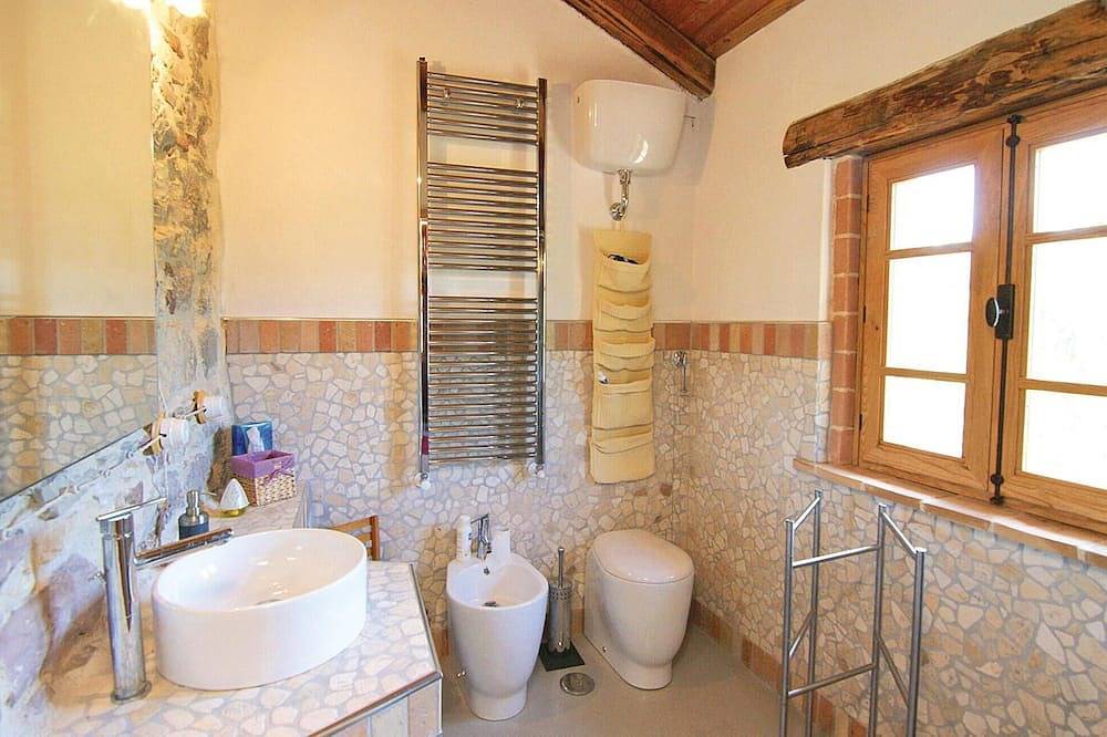 Maison acceptant les animaux à. in Stroncone, Province de Terni