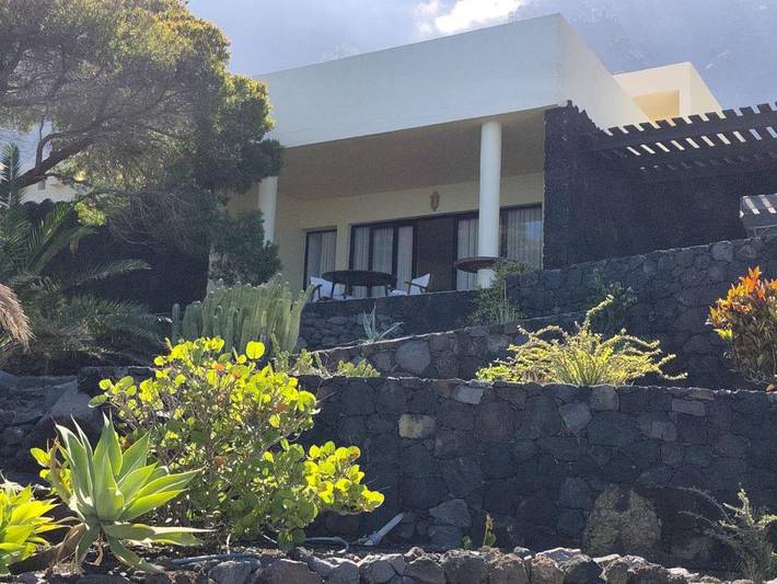 Chalet para 4 personas, con Balcón y Terraza además de Jardín y Piscina en El Hierro - 3