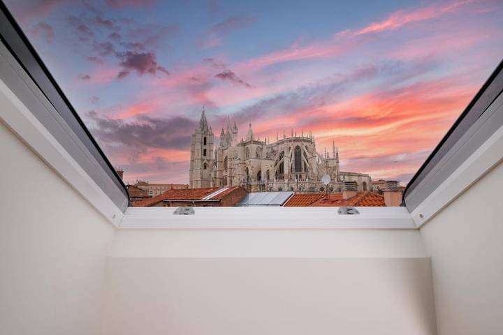 Hôtel pour 2 personnes, avec terrasse et jacuzzi à León - 3