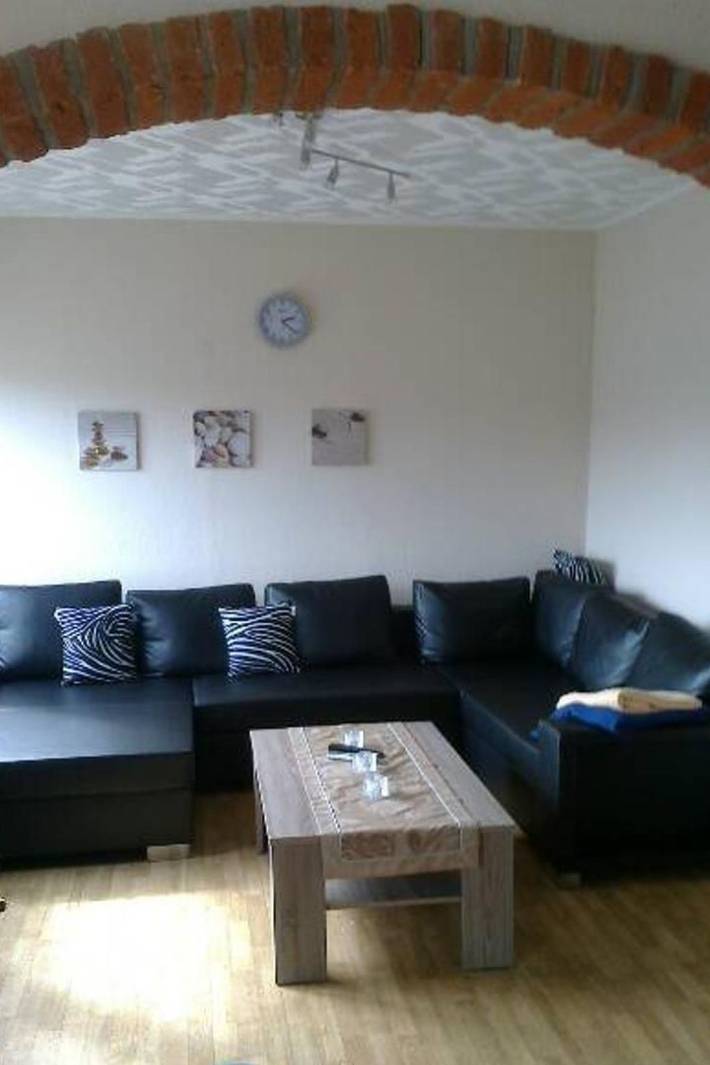 Ferienhaus für 8 Personen, mit Terrasse und Garten in Nesse - 2